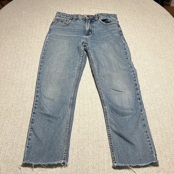 Bershka Light Blue Denim Crop Straight Jeans.  Size 6 - Picture 2 of 11